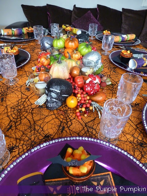 halloween-dinner-table-the-purple-pumpkin-blogspot11