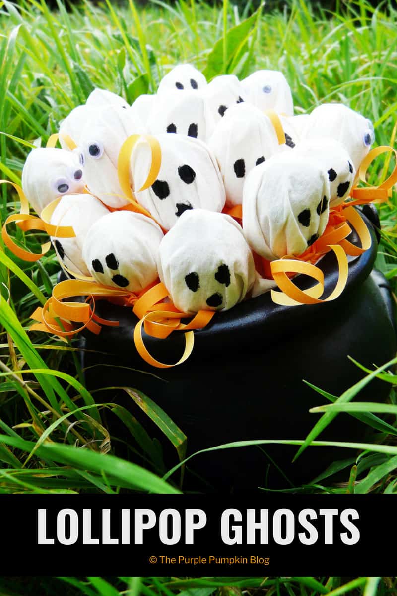 Lollipop Ghosts / Turn lollipops/suckers into cute little ghosts for Trick or Treaters! All you need are some white napkins, ribbon and a black marker pen! And of course the candy!