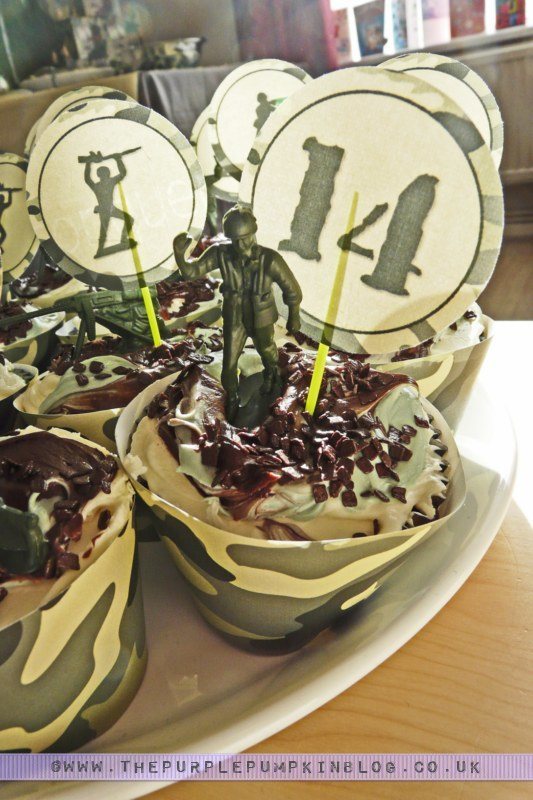 Army Military Camouflage Cupcakes