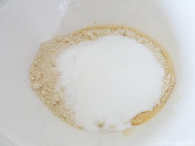 Ground Almonds & Sugar