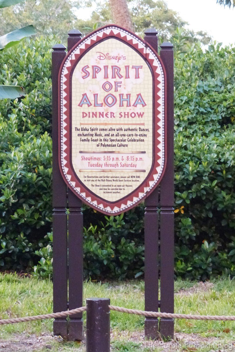 Spirit of Aloha Dinner Show at Disney Polynesian Resort