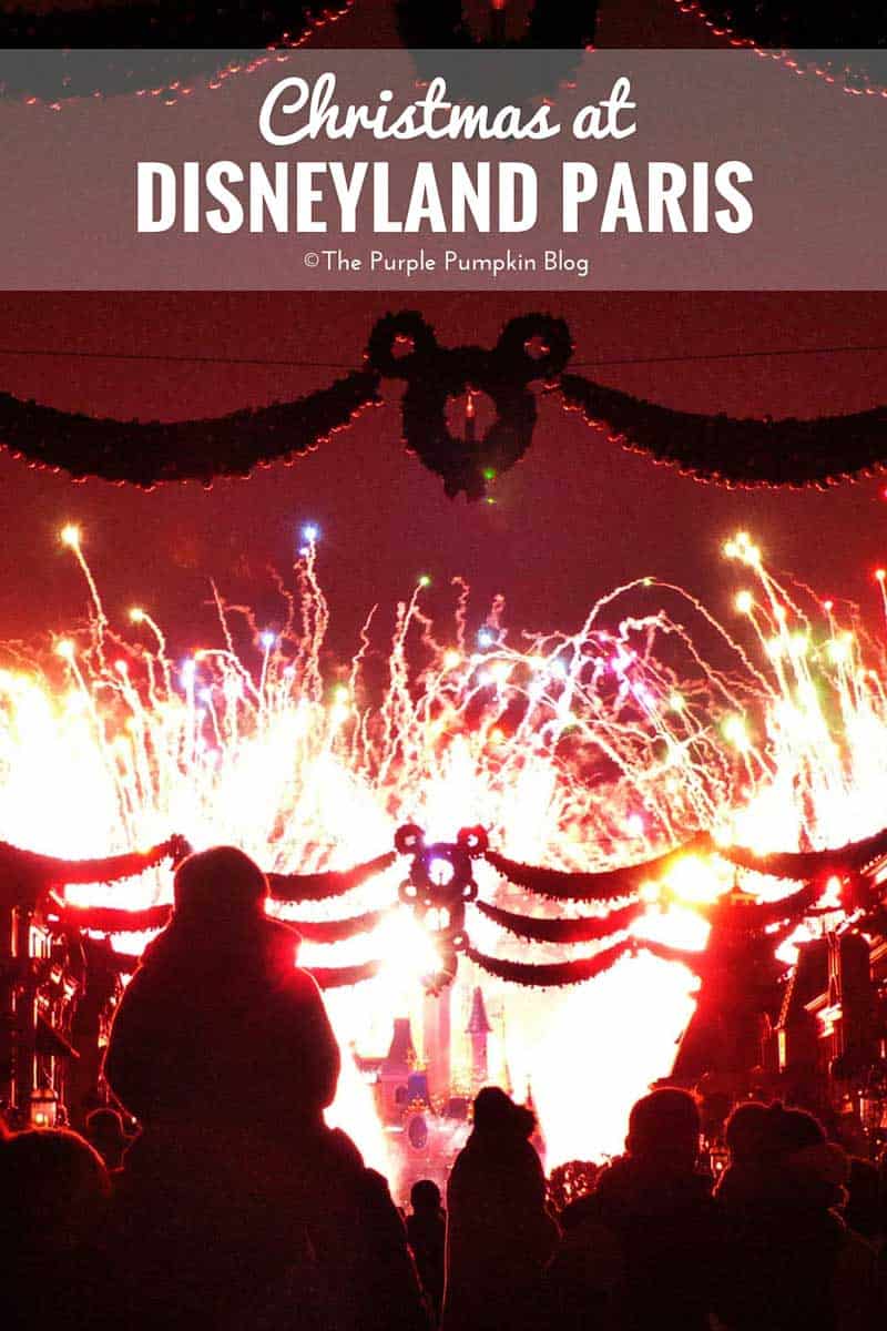 Christmas at Disneyland Paris - Trip Report. Part 6 is all about the fireworks and light show - Disney Dreams! Of Christmas