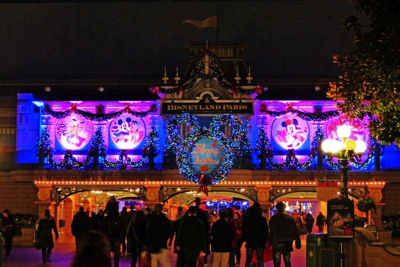 Christmas Day at Disneyland Park - Disneyland Paris