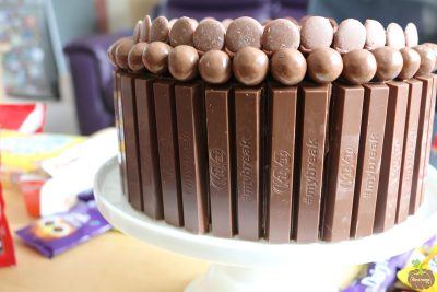 How to make a chocolate explosion cake