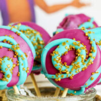Purple and blue covered oreos on sticks - Aladdin Cookie Pops!