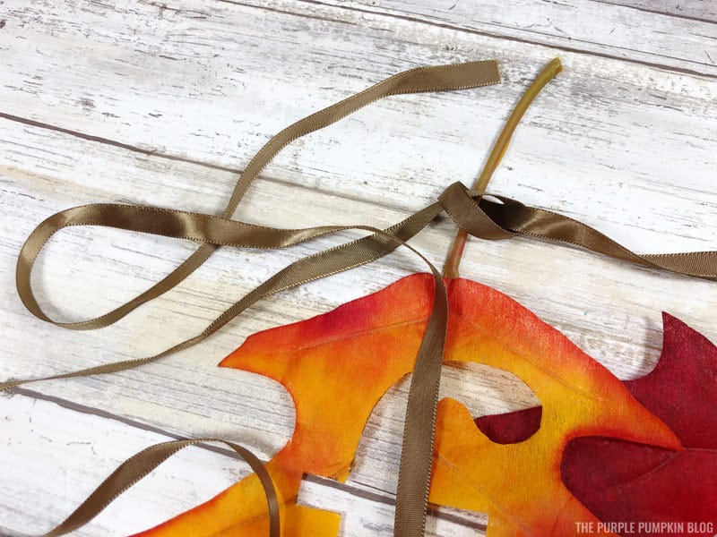Leaf Ribbon Tutorial Fall Leaf Banner - A Quick & Easy Autumn Craft to Make for Your Home!