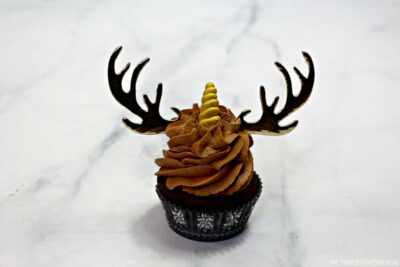 Unicorn horn on cupcakes