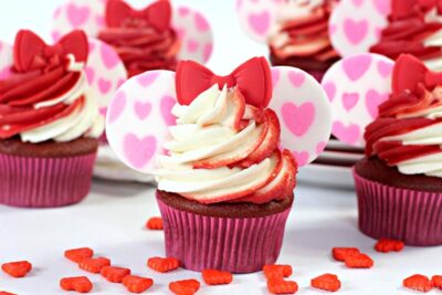 Valentine's Day Minnie Mouse Cupcakes