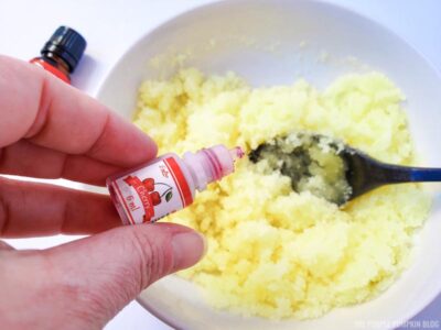 Adding Soap Colorant