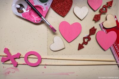 Painting X O and Hearts