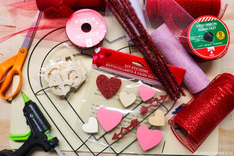 How To Make a Heart-Shaped Deco Mesh Valentine Wreath