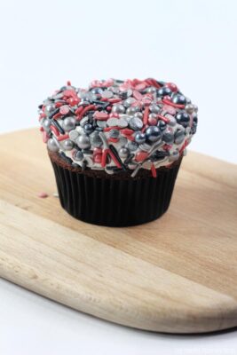 FATWS Cupcakes Sprinkles Layer
