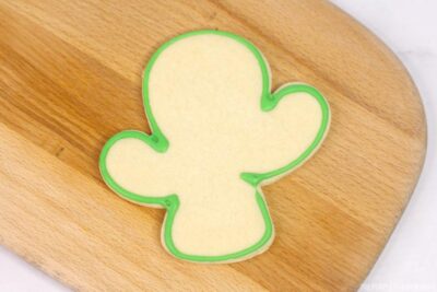 Outlined Cactus Cookie