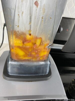 Blending the compote in batches