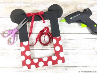 Gluing Ribbon to Minnie Mouse Frame