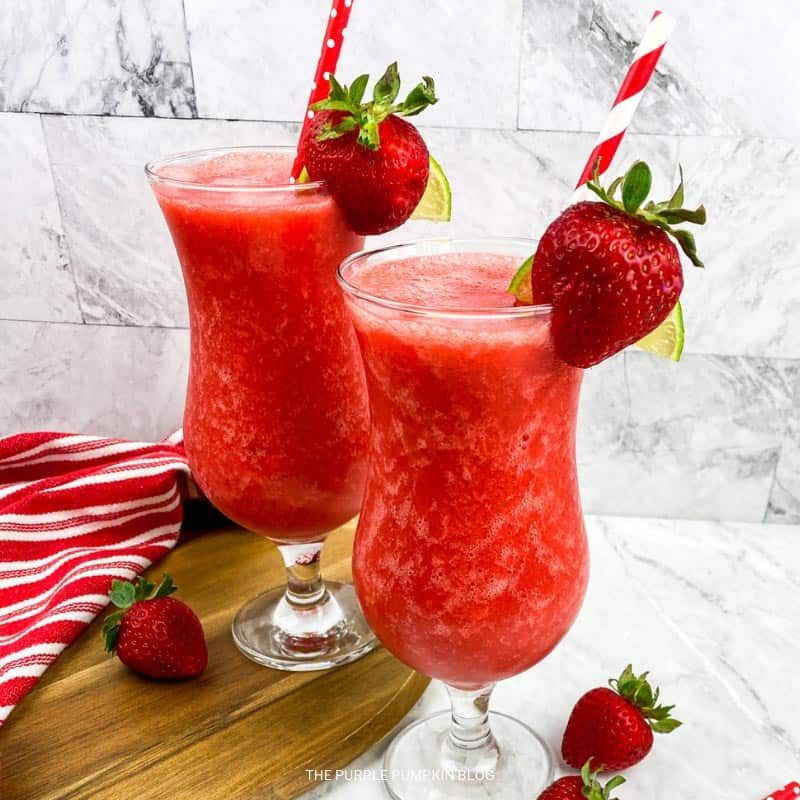 How To Make Frozen Strawberry Daiquiri Cocktails