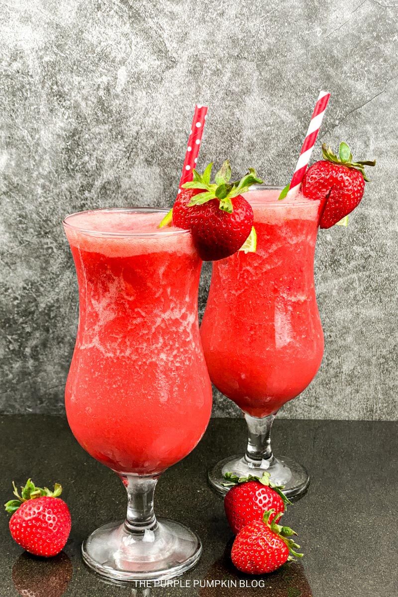 How To Make Frozen Strawberry Daiquiri Cocktails
