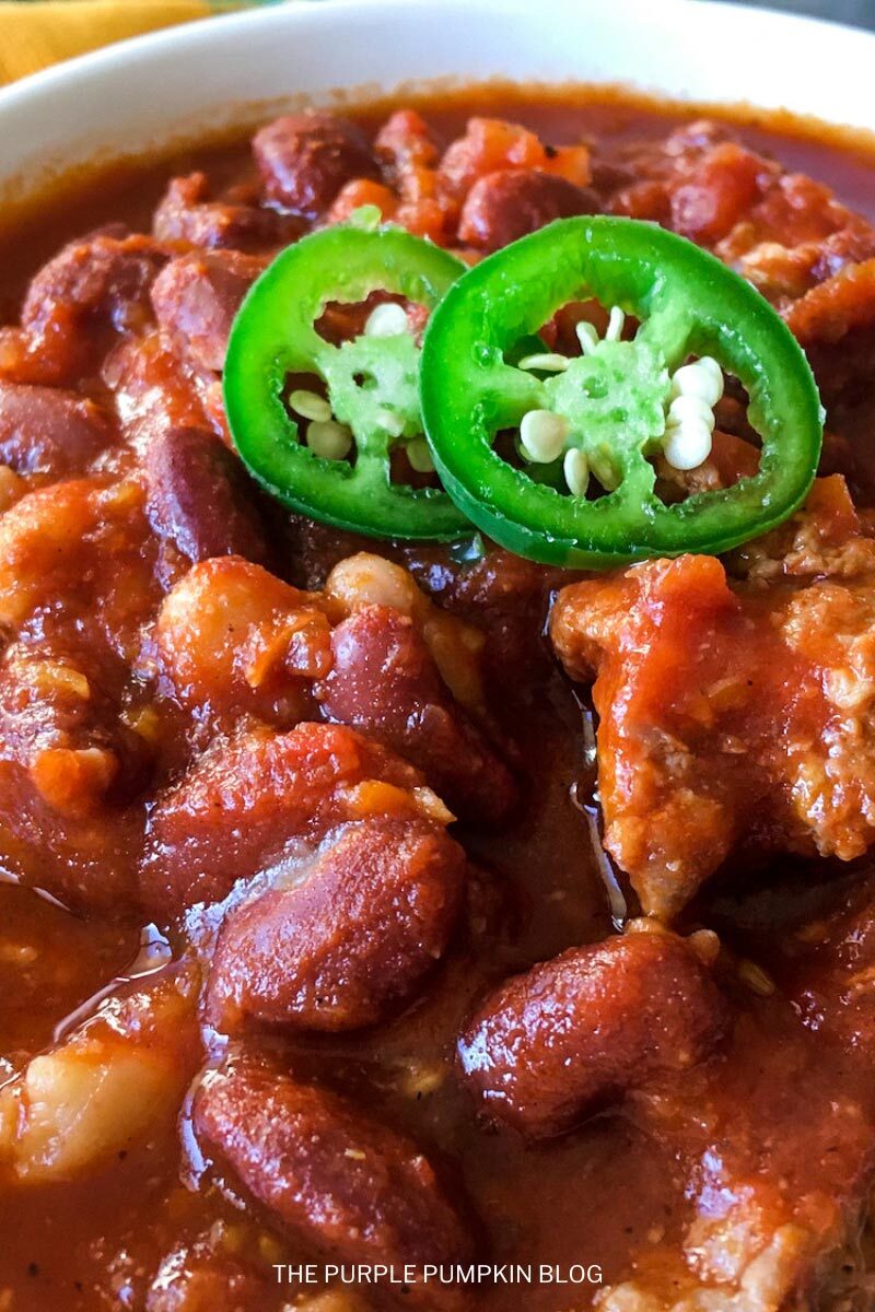 Make This Slow Cooker Sausage & Bean Chili for Fall Dinners