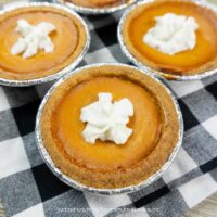 How to Make Mini Pumpkin Pies