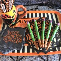 How to Make Witch Finger Pretzel Rods