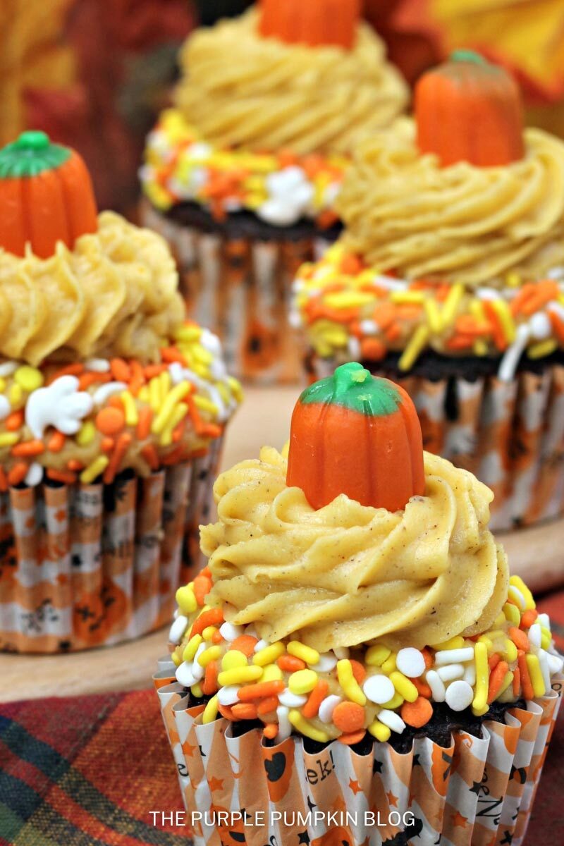 Pumpkin Mocha Cupcakes with Pumpkin Spice Frosting