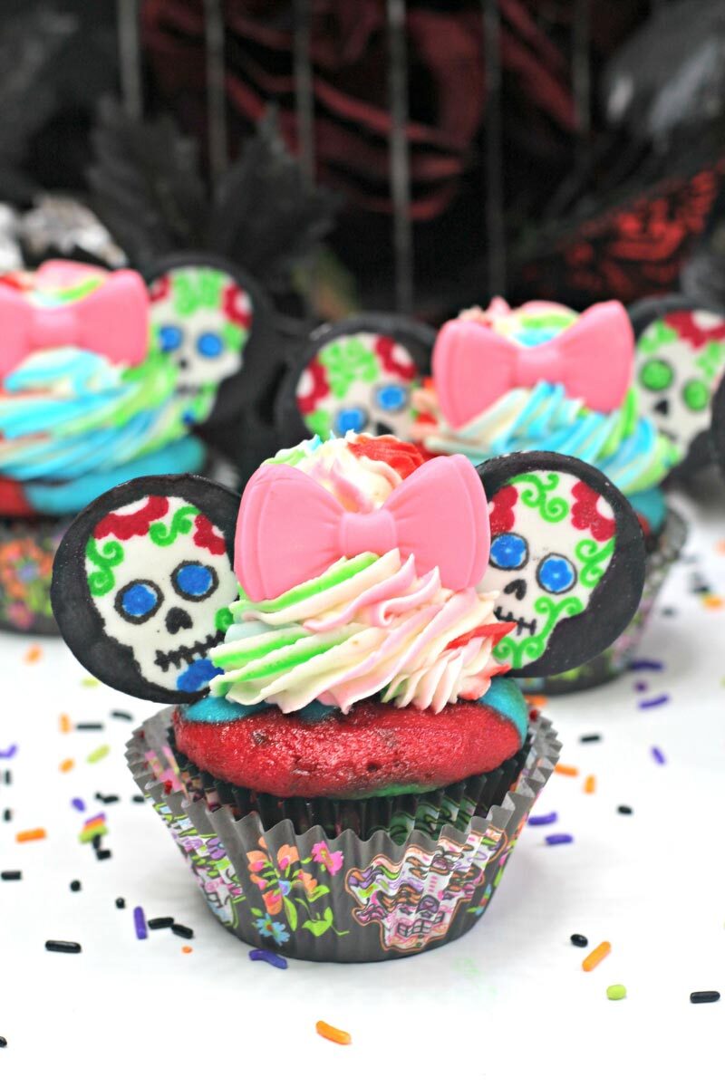 Sugar Skull Cupcakes for Day of the Dead