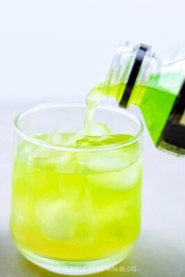 Add Powerade to Glass