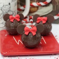 Minnie Mouse Peppermint Hot Cocoa Bombs for Winter