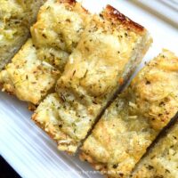 Easy Cheesy Garlic Bread Recipe