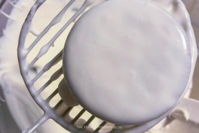 Oreo Dipped in White Candy Melts