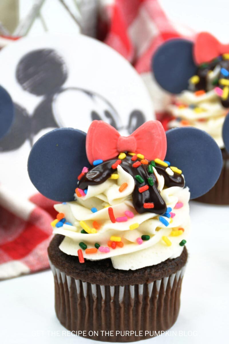 Minnie Mouse Sundae Cupcakes