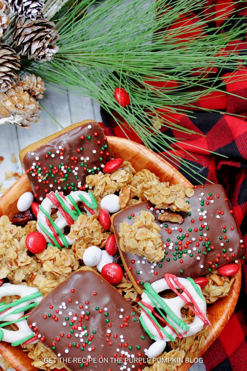 Reindeer Food Snack Mix for Christmas