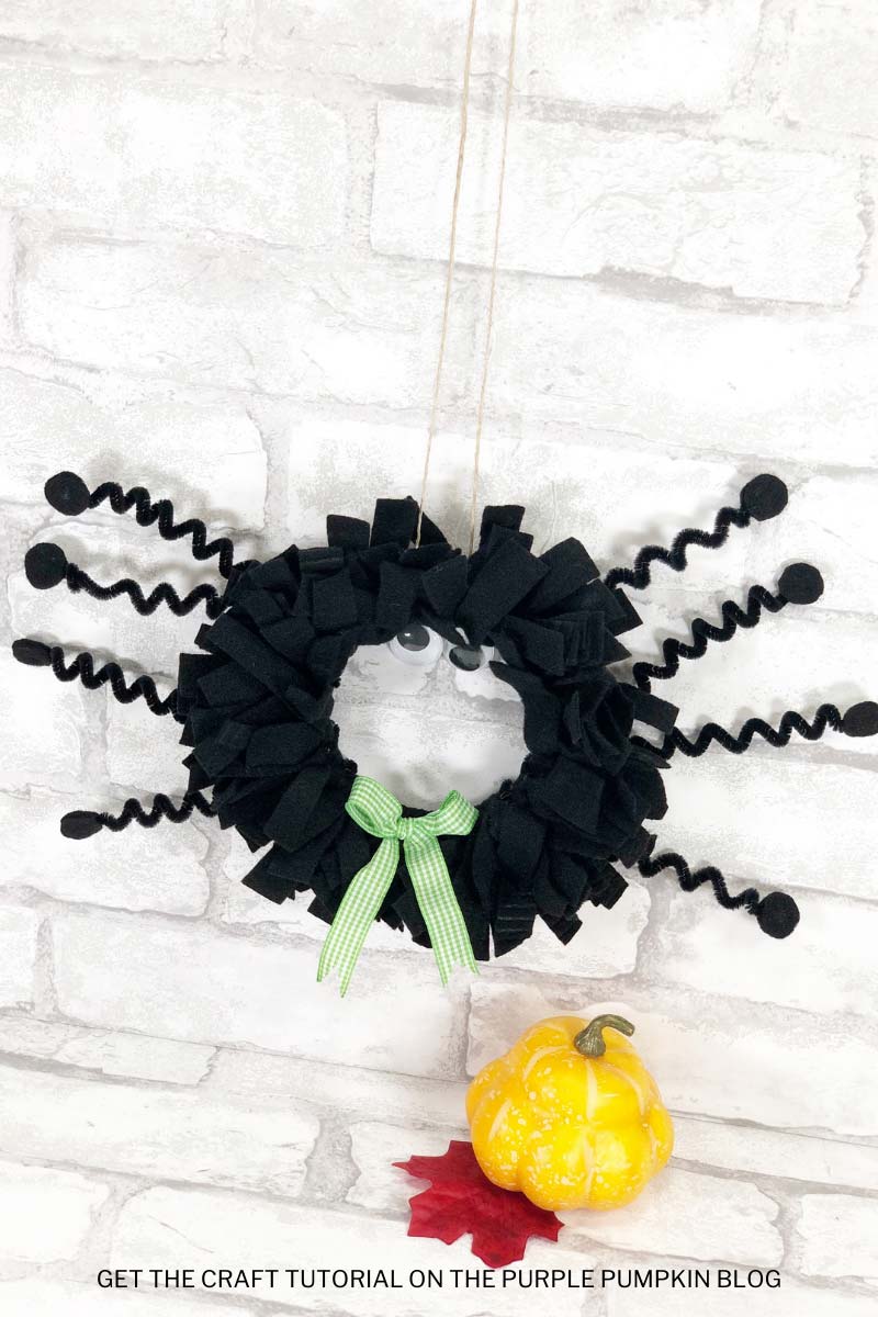 Spider Wreath Craft Idea for Halloween