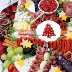 How To Make A Christmas Charcuterie Board