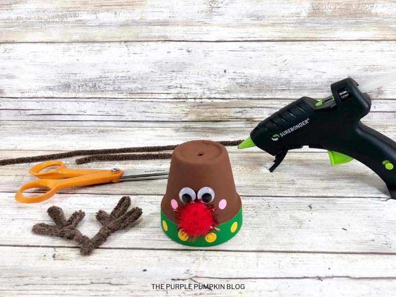 Adding Pipe Cleaner Antlers