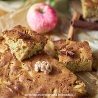 Cinnamon Apple Blondies Recipe
